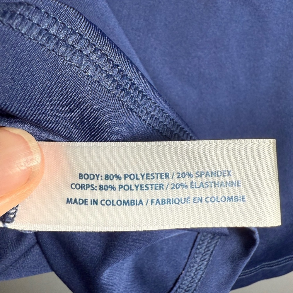 Vineyard Vines Performance Navy Rash Guard LS Poly Blend Whale Logo kidSz L (14) - Picture 7 of 8